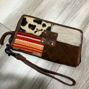 STS Ranchwear Remnants Rosa wallet